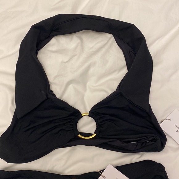 We wore what bikini - Picture 3 of 3